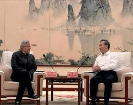 NVIDIA CEO黄仁勋奔波中美两国！为了AI 为了造福全人类!