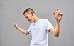 2015年以来全国超7万家KTV门店关闭：年轻人不再爱唱K！