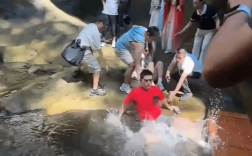 张继科回应在景区落水 不知被谁一脚踹水里了：网友直言太过分了！