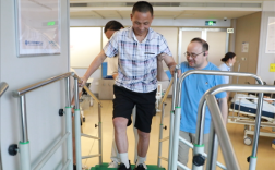脑机接口大突破！中国61岁完全截瘫男子站起来了！