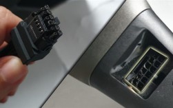 玩《明末：渊虚之羽》时RTX 5090接口烧毁！资深编辑记录下完整过程！