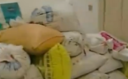 男子200万建洋房被爸妈塞满农作物 哭笑不得！