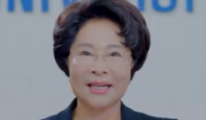韩国93岁“冻龄”女校长再引热议 网友：是吸血鬼吗？-图1