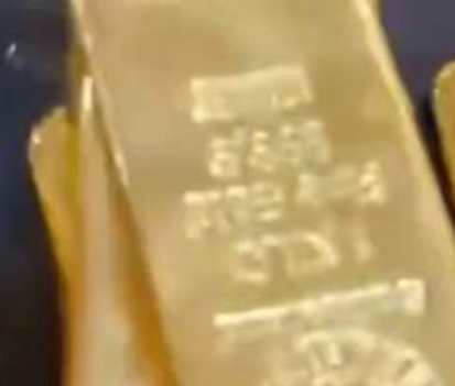 女生花20万买黄金亏掉两个月工资 本人回应：这下老实了！-图1