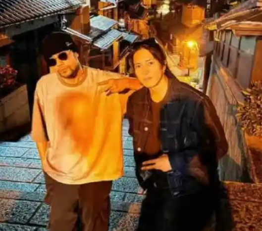 周杰伦和山下智久夜游日本！-图1